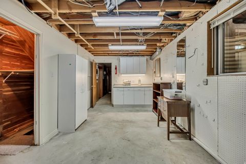 Tiny photo for 1498 E MOUNT MANOR CIR, Cottonwood Heights, UT 84121 (MLS # 2151690)