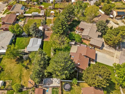 Tiny photo for 1498 E MOUNT MANOR CIR, Cottonwood Heights, UT 84121 (MLS # 2151690)