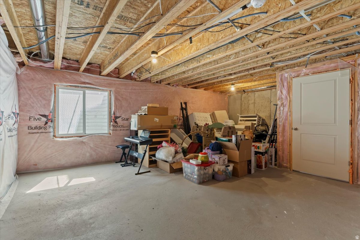 SUMMIT RIDGE - Residential