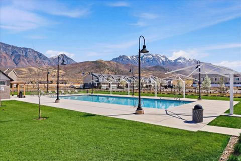 Tiny photo for 1195 W HIDDEN SPRING DR, Santaquin, UT 84655 (MLS # 2146282)