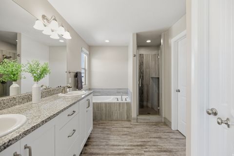 Tiny photo for 1001 W CURLY HOLLOW DR #80, Saint George, UT 84770 (MLS # 2126723)