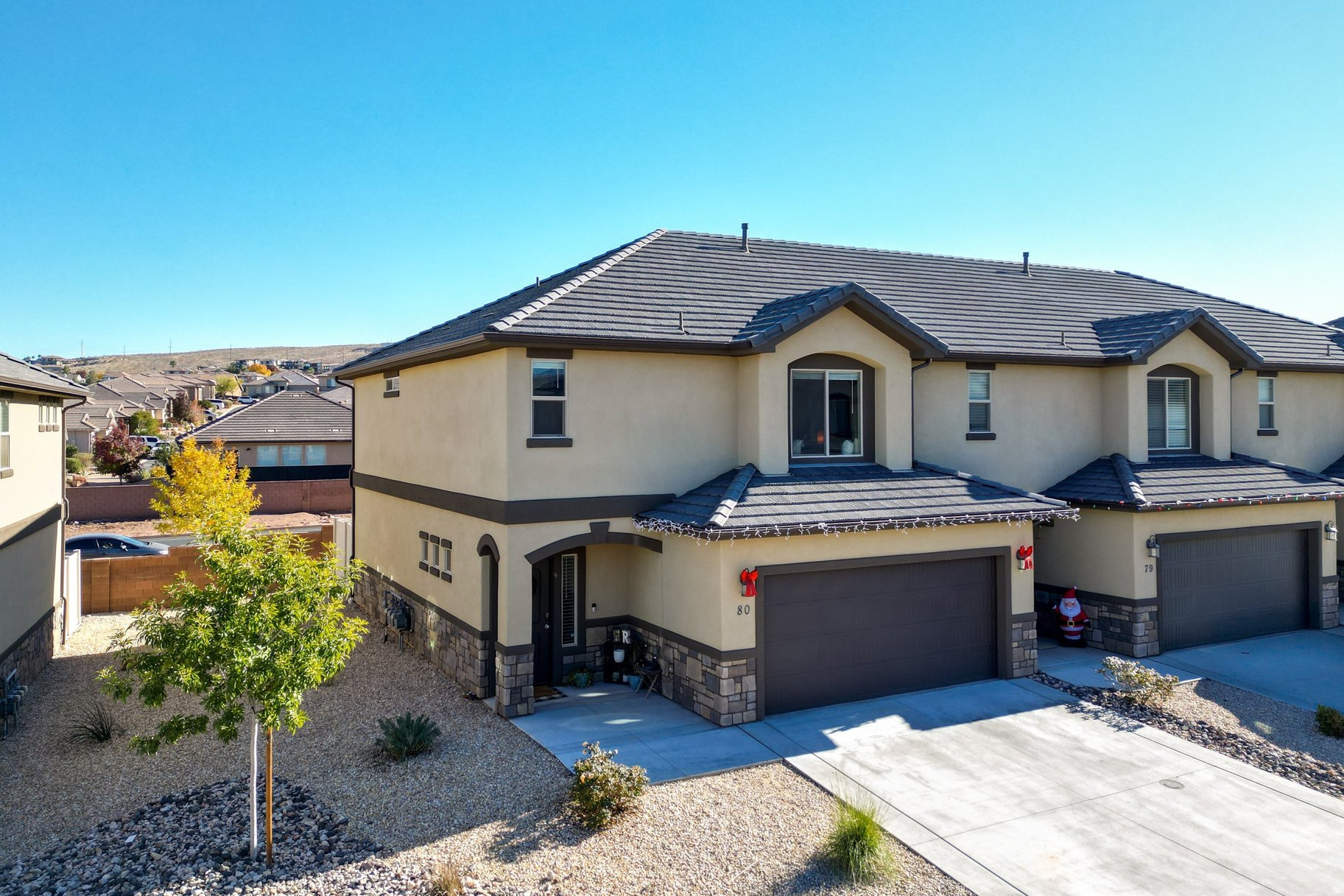 BLACKHAWK TOWNHOMES - Residential