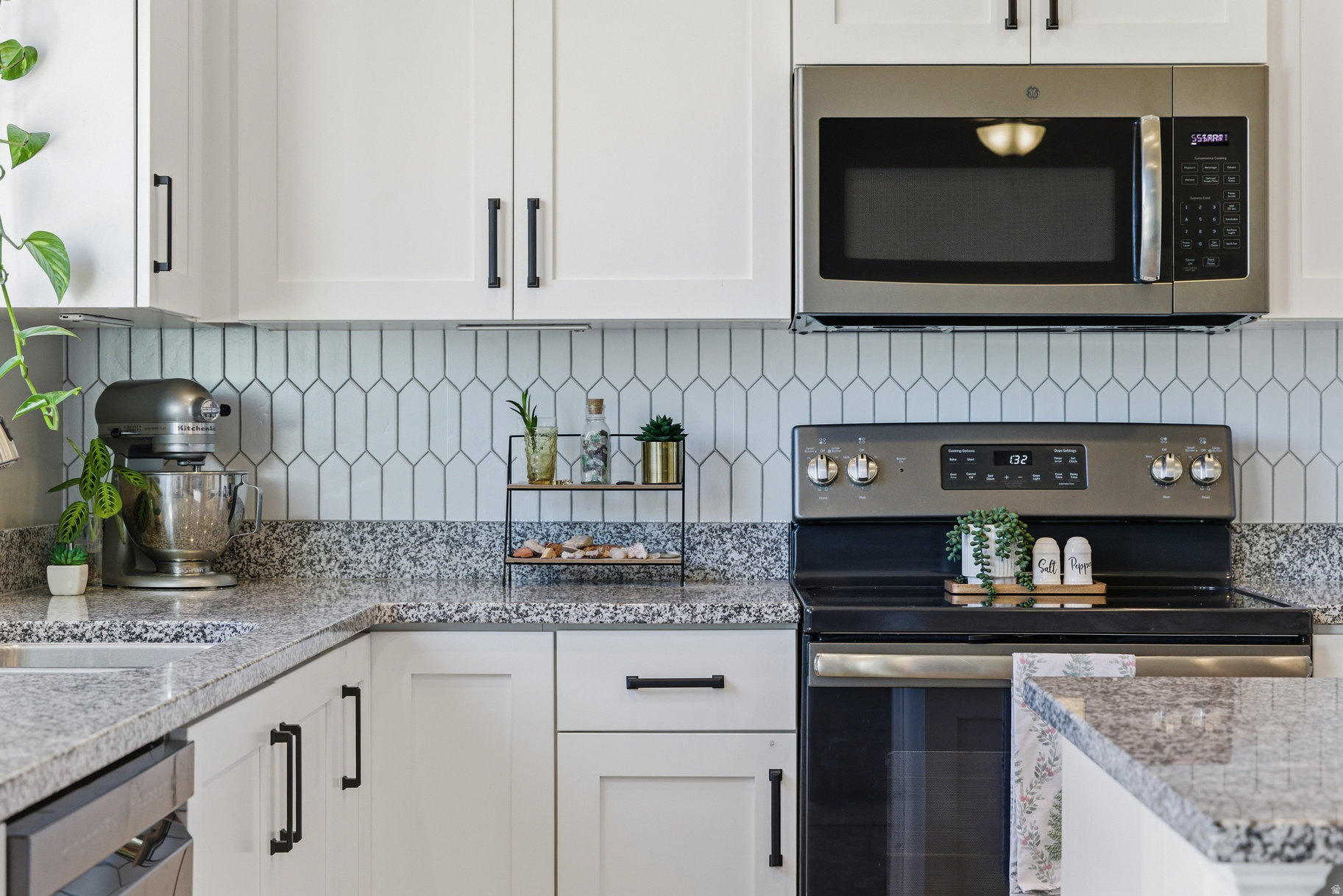 BLACKHAWK TOWNHOMES - Residential