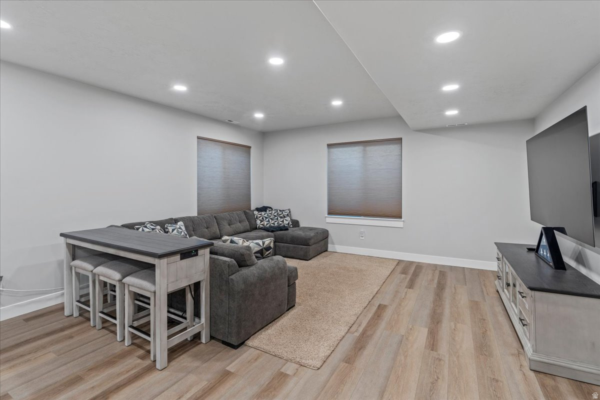 MIDAS CREEK ESTATES - Residential