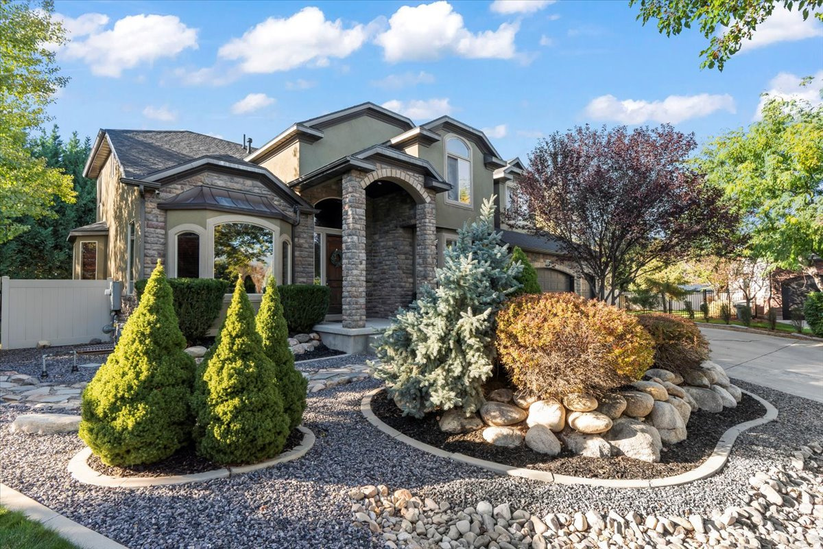 MIDAS CREEK ESTATES - Residential