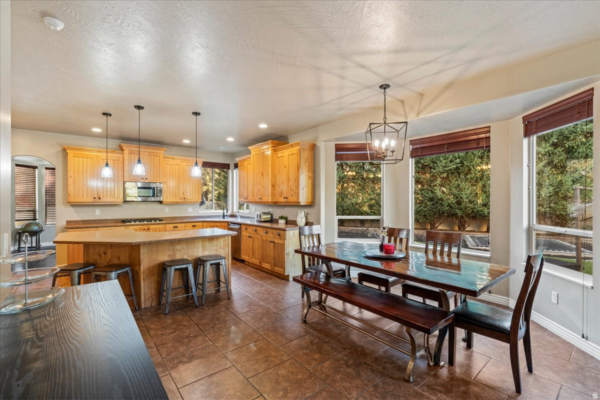 MIDAS CREEK ESTATES - Residential