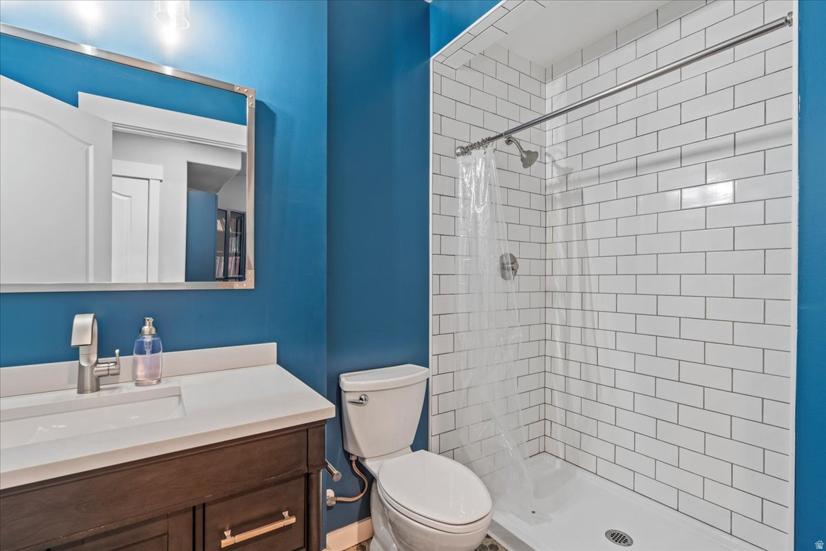 MIDAS CREEK ESTATES - Residential