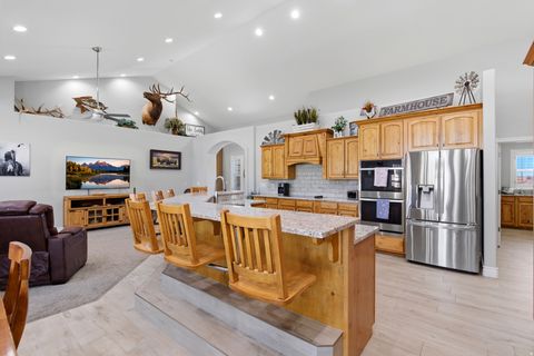 Tiny photo for 3986 W 4200 S, West Haven, UT 84401 (MLS # 2149182)