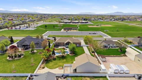 Tiny photo for 3986 W 4200 S, West Haven, UT 84401 (MLS # 2149182)