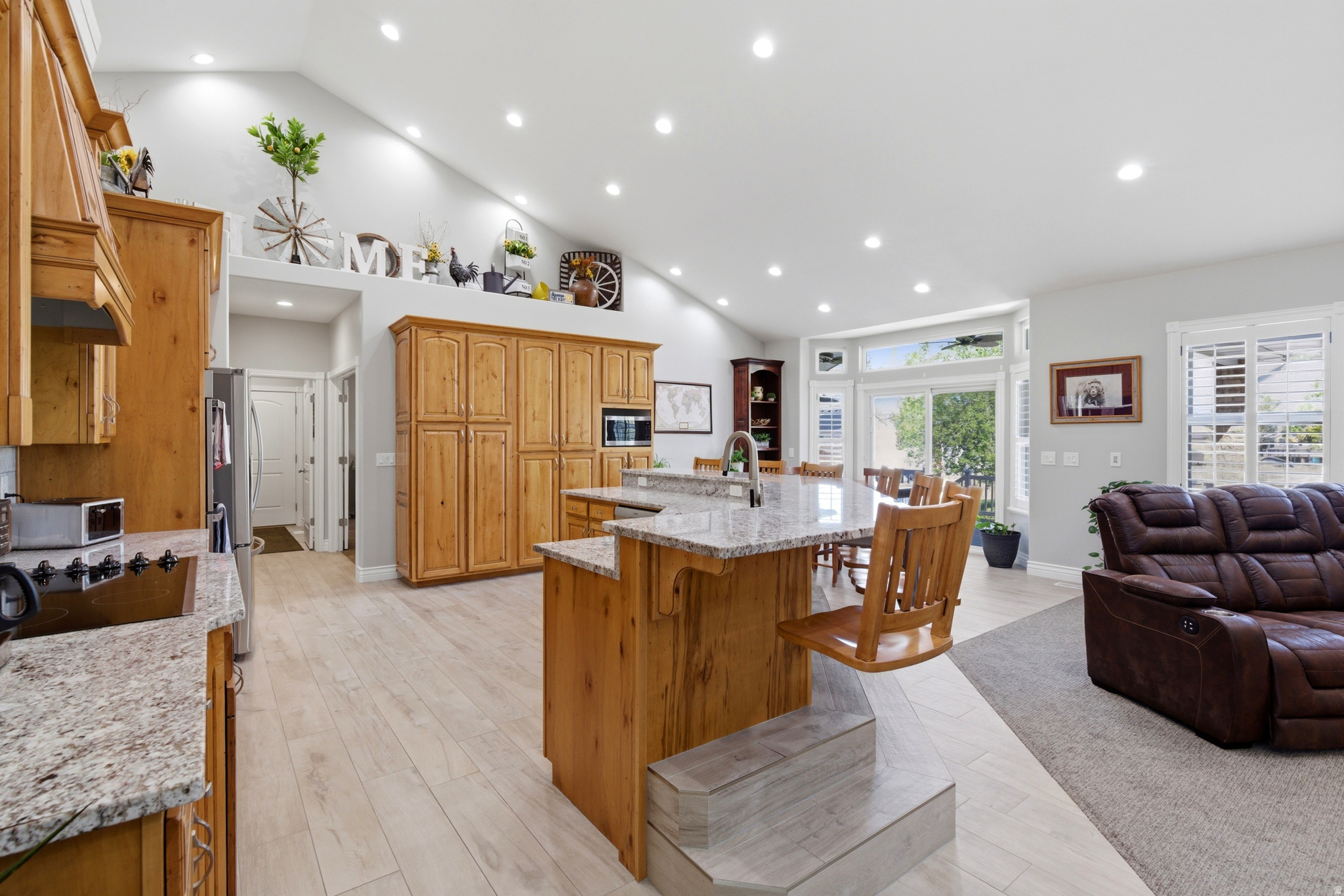 ROCKY MNT. MEADOWS - Residential