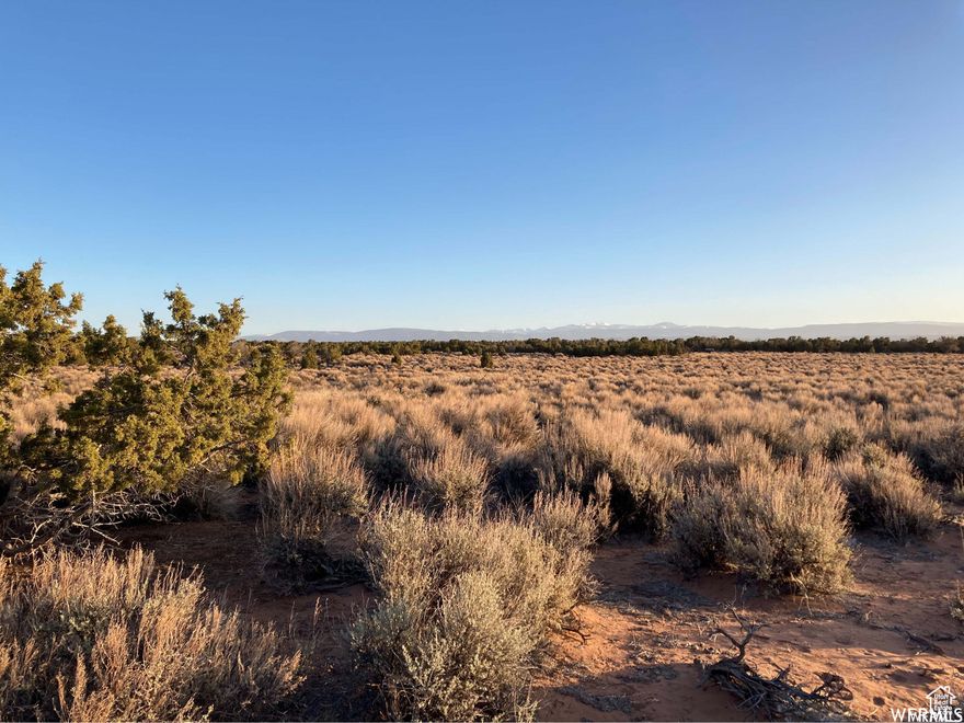 Near 10 acre lot located north of Duchesne and Starvation Reservoir. Power nearby. Would need a well and septic for for utilities. Cedar trees on property.