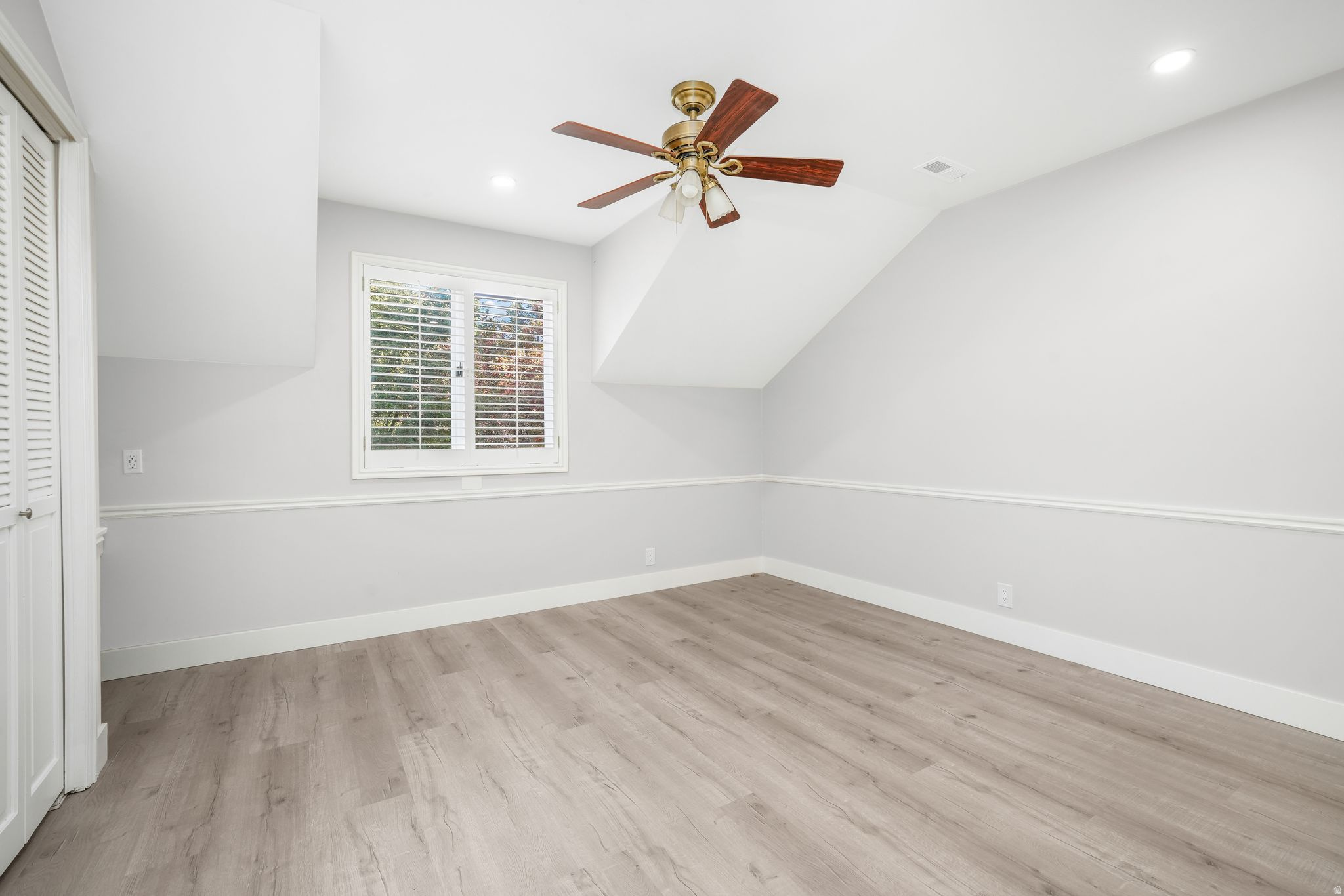 WILLOW CREEK HEIGHTS - Residential