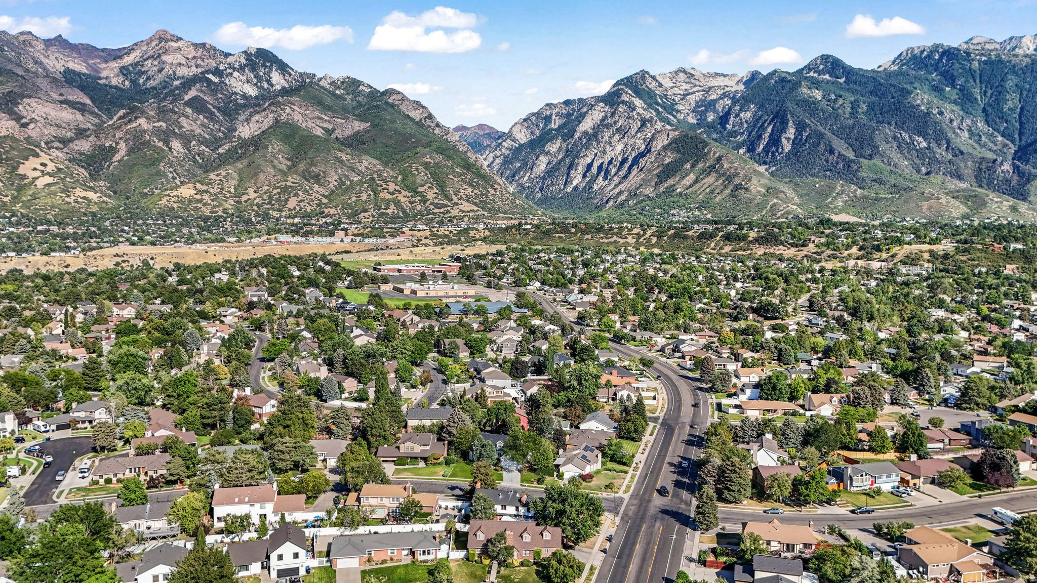 WILLOW CREEK HEIGHTS - Residential