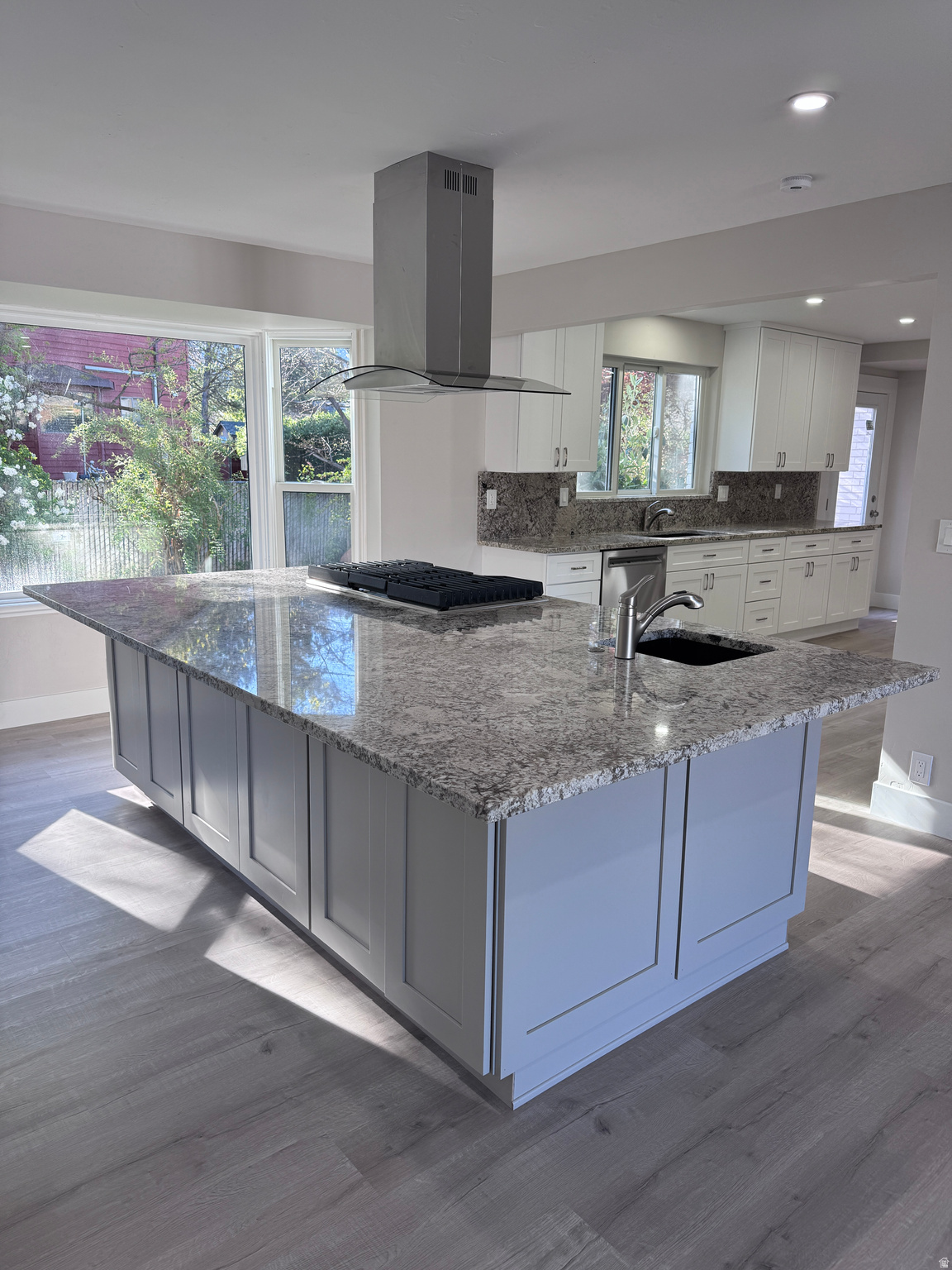 WILLOW CREEK HEIGHTS - Residential