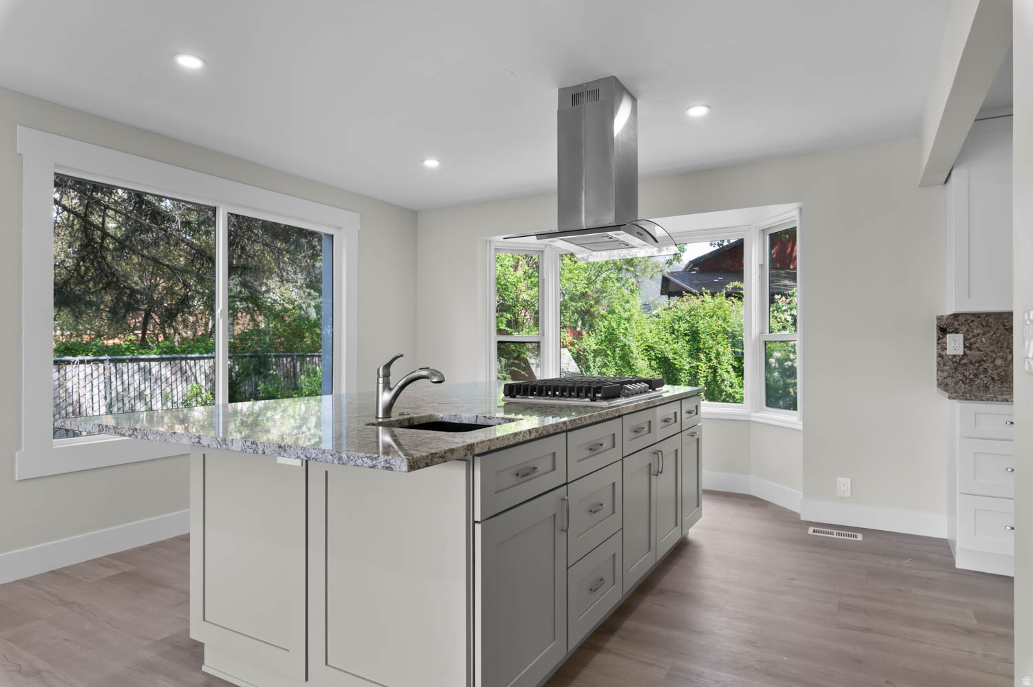 WILLOW CREEK HEIGHTS - Residential