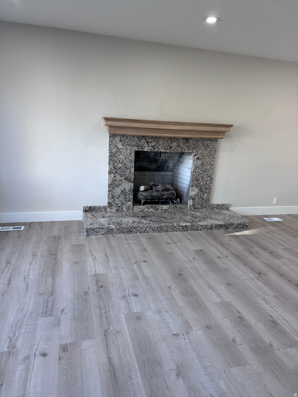 WILLOW CREEK HEIGHTS - Residential