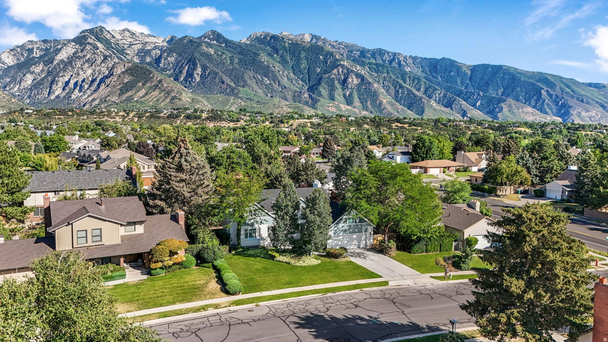 WILLOW CREEK HEIGHTS - Residential