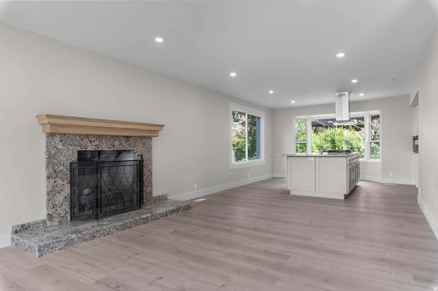 WILLOW CREEK HEIGHTS - Residential