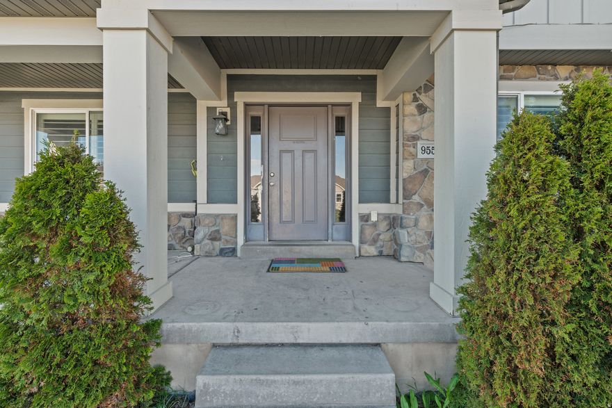 PRICED BELOW MARKET VALUE.  Spacious 6-bedroom, 3.5-bath home in a great the Valley View Subdivision of Eagle Mountain.  There are walking trails throughout the subdivision and parks that make this a great place to call home.   With over 4,500 square feet you can do so much not to mention the home is situated on a half-acre lot. You can have a horse or animals or just a great big huge yard to sit back and enjoy.  Key features include vaulted ceilings, two-tone paint, tiled entry, alder cabinetry with crown molding, and a 90% high-efficiency furnace. Includes a mother-in-law apartment with separate entrance.