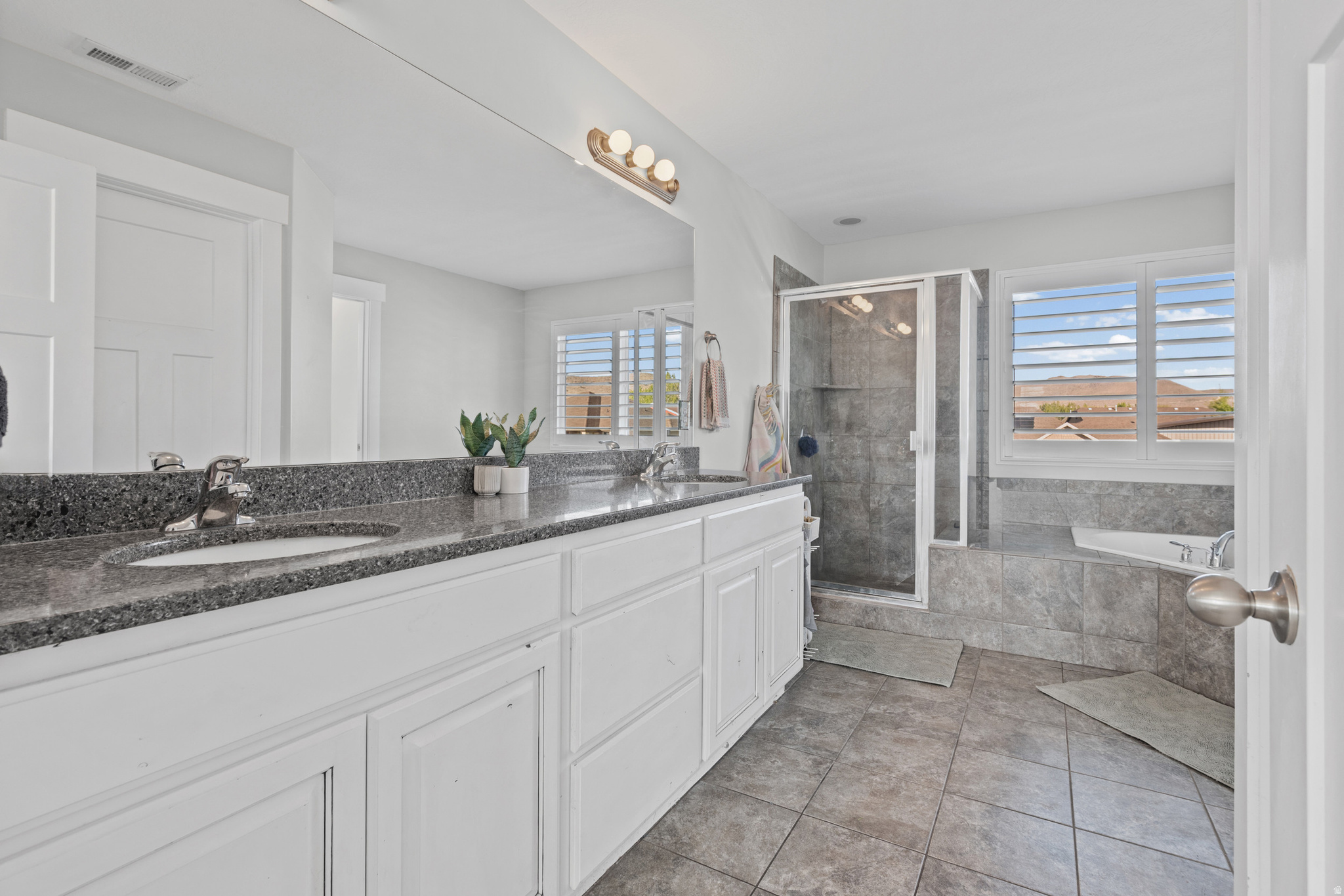 VALLEY VIEW RANCH - Residential