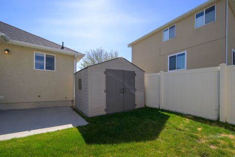Tiny photo for 2122 N MILLET PL, Saratoga Springs, UT 84045 (MLS # 2156886)