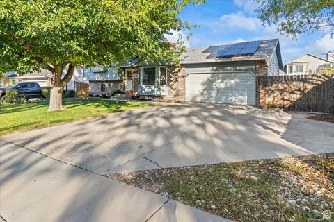 Tiny photo for 3833 S 6325 W, West Valley City, UT 84128 (MLS # 2118994)