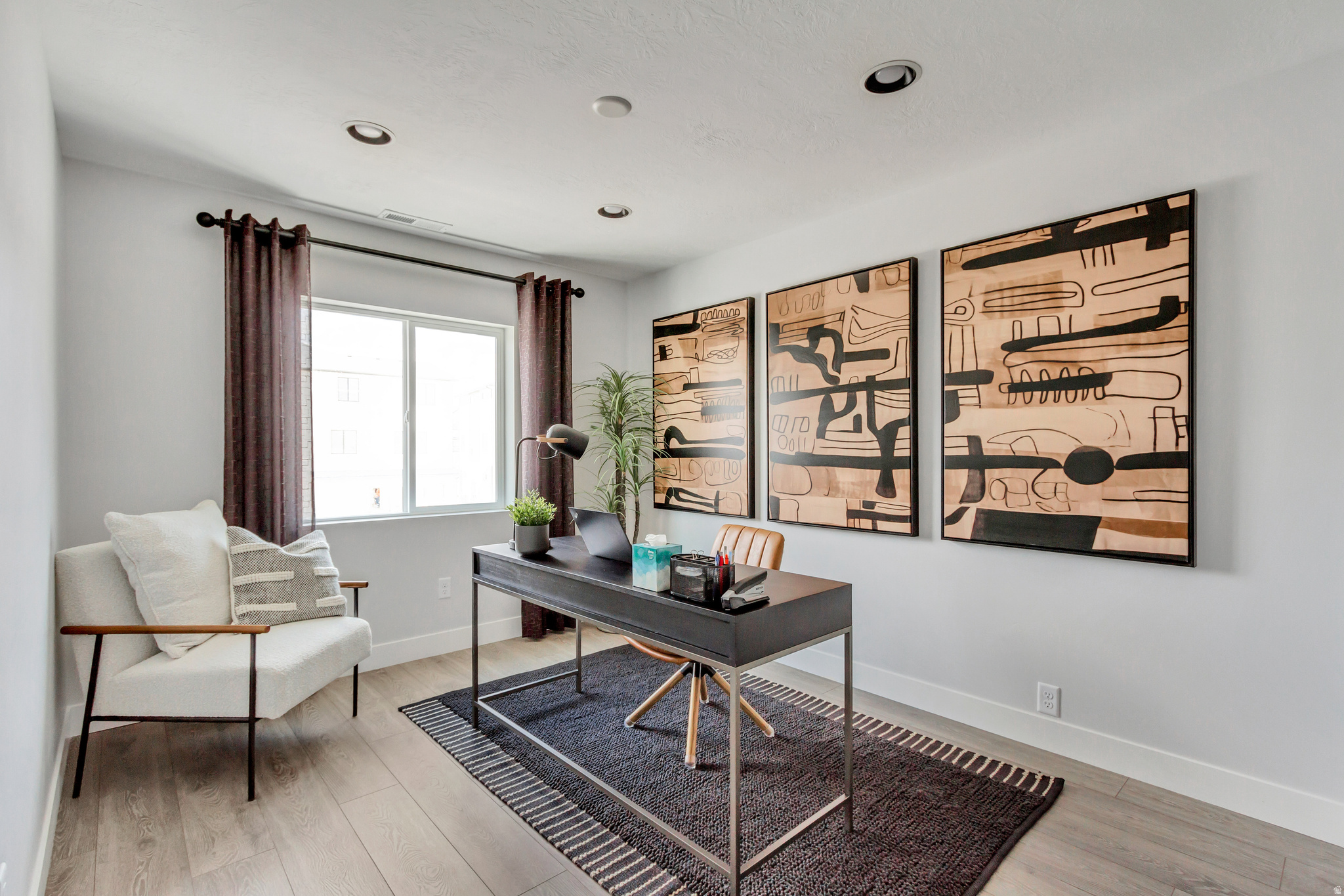 MEADOWBROOK - Residential