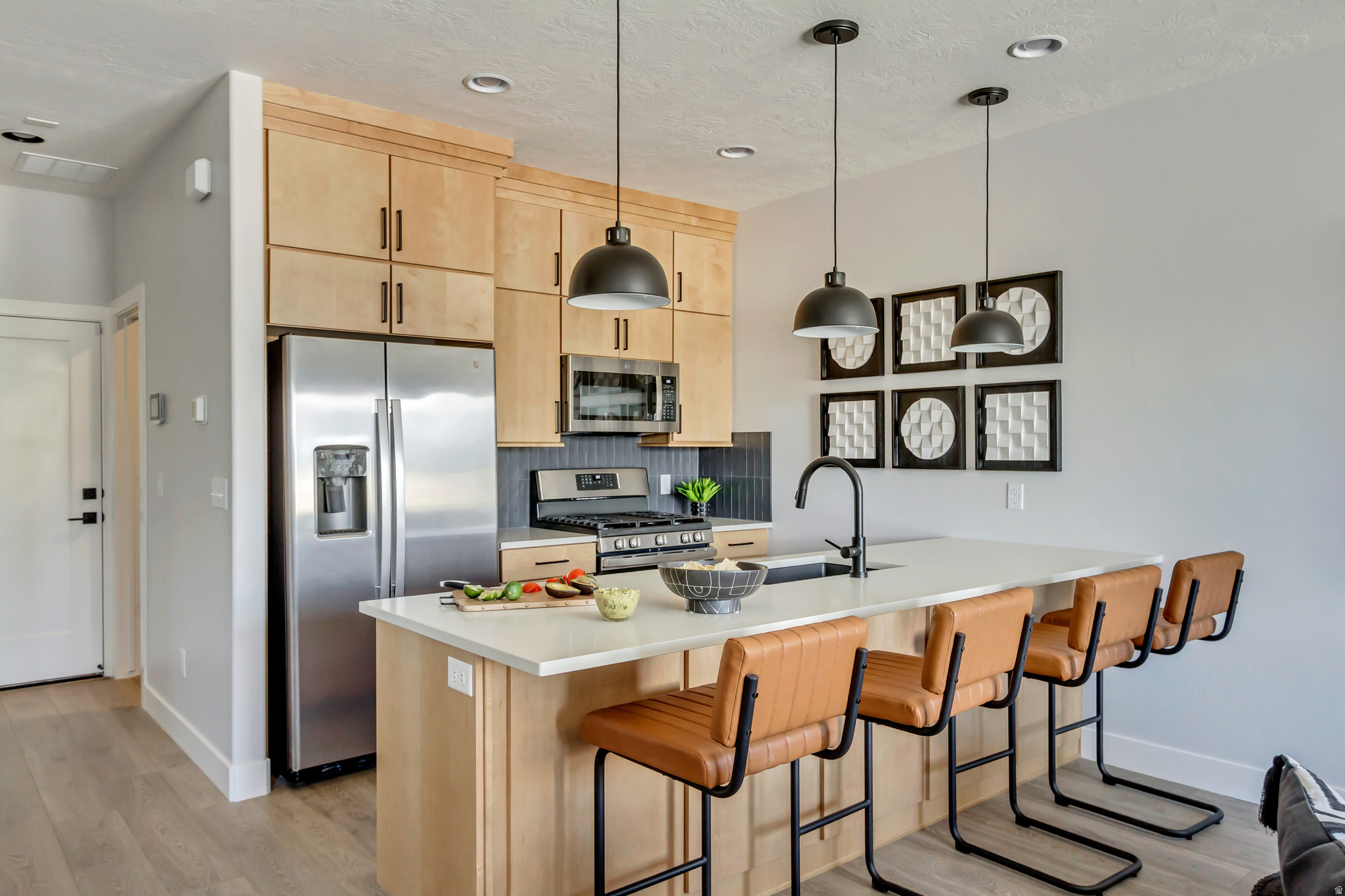 MEADOWBROOK - Residential