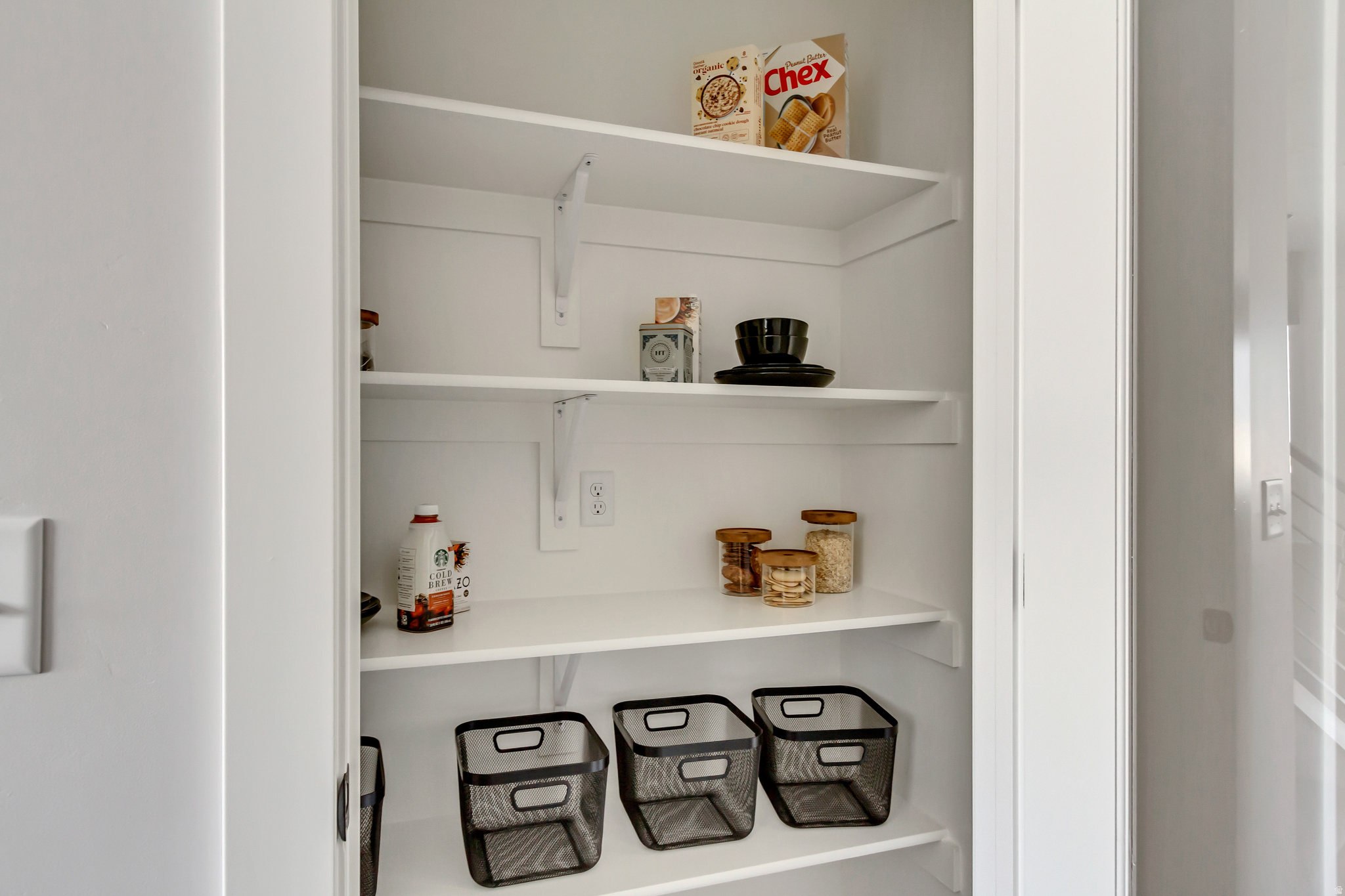 MEADOWBROOK - Residential