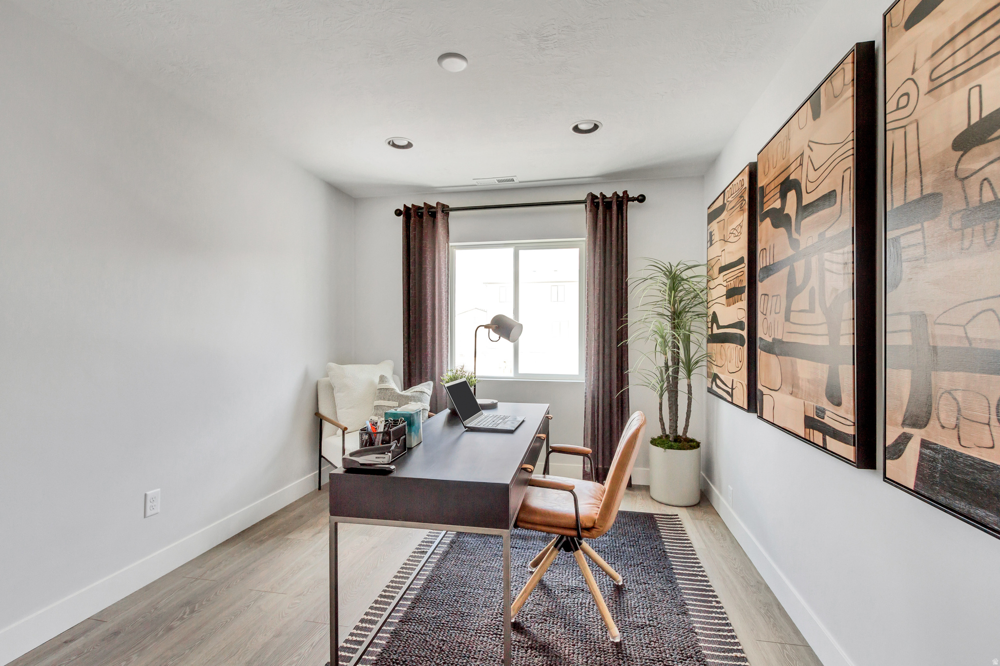 MEADOWBROOK - Residential