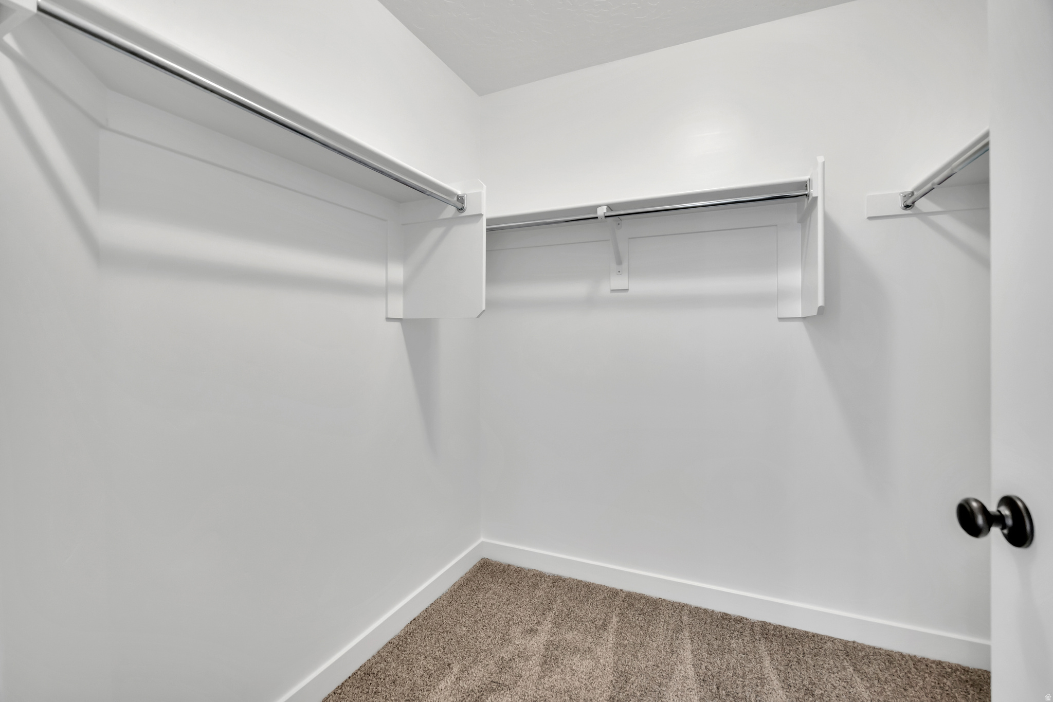 MEADOWBROOK - Residential