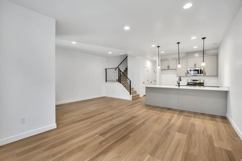 Tiny photo for 768 W 520 S #423, American Fork, UT 84003 (MLS # 2136128)