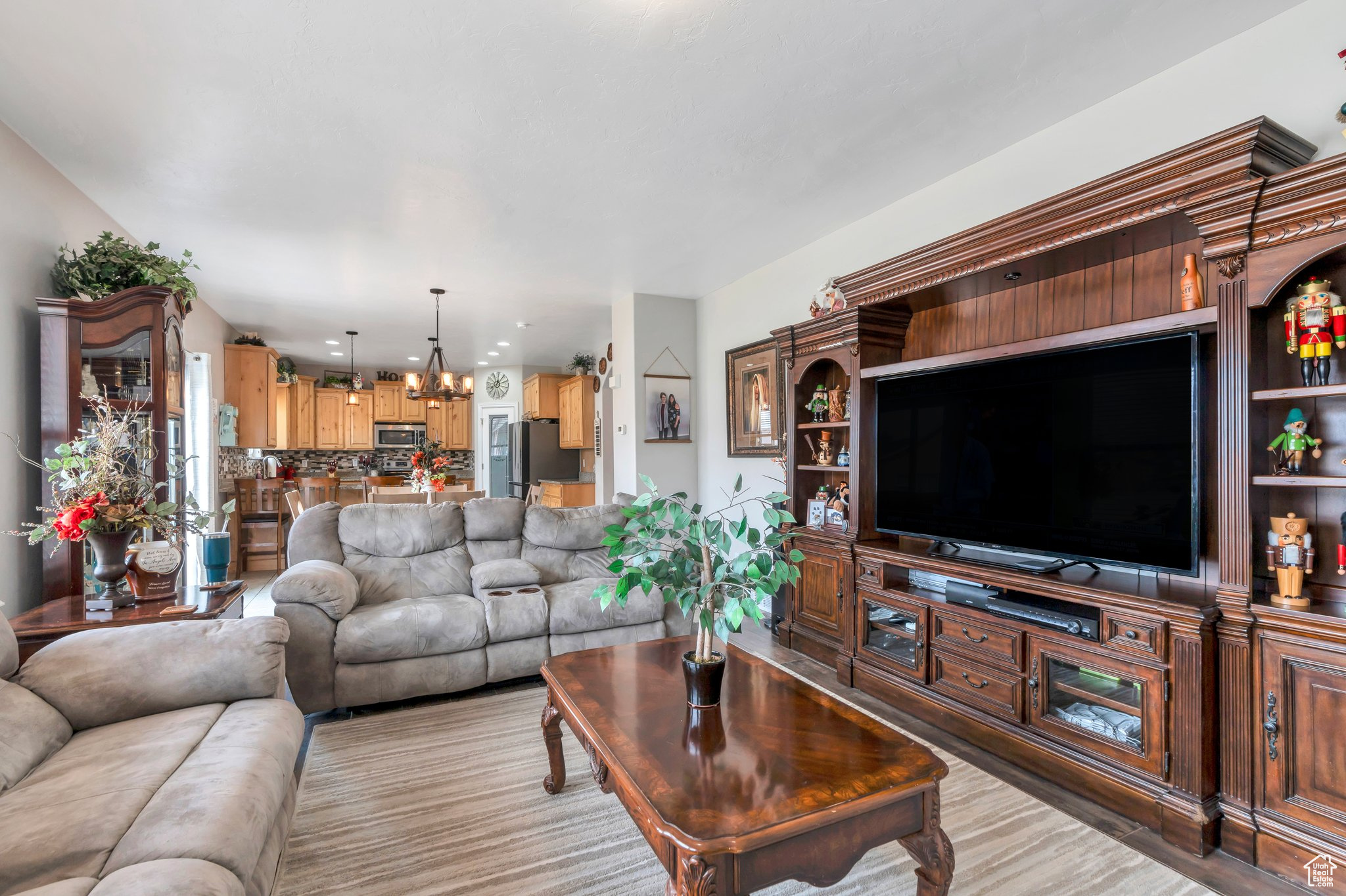 6304 W Copper Dust Ln, West Jordan, Utah image 11