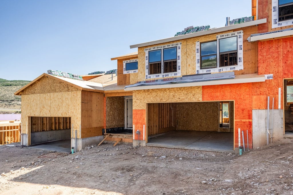 Photo of 385 W ASCENT DR #268, Hideout, UT 84036 (MLS # 2176345)