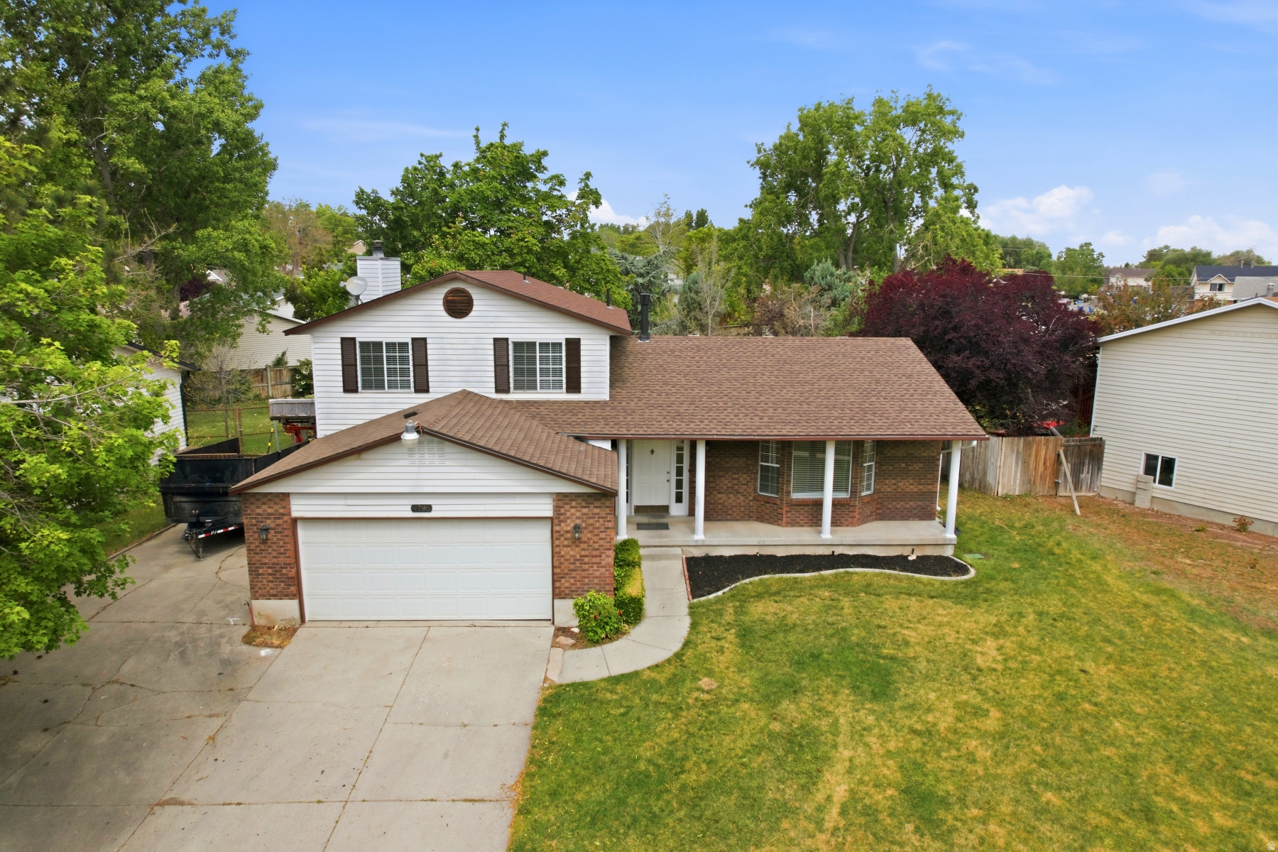RIVER MEADOW - Residential