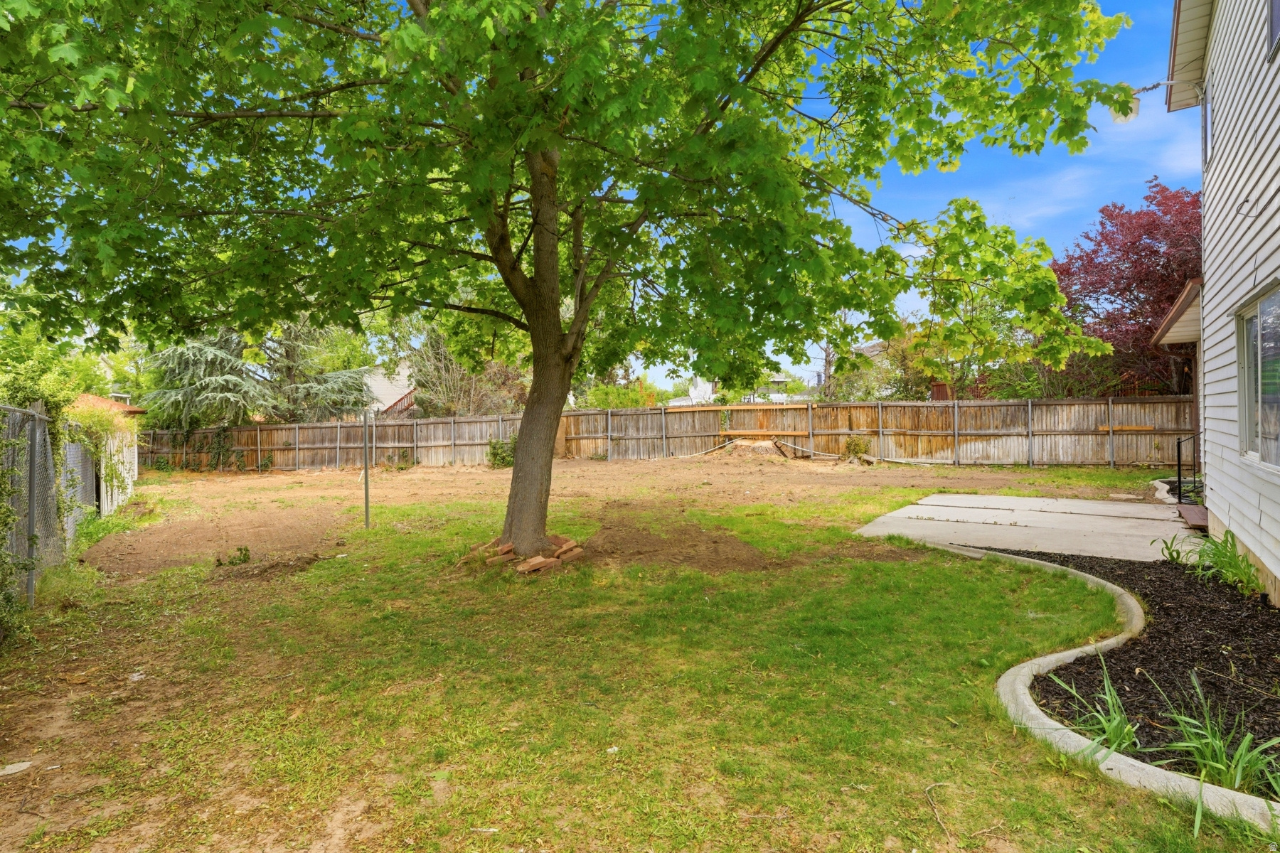RIVER MEADOW - Residential