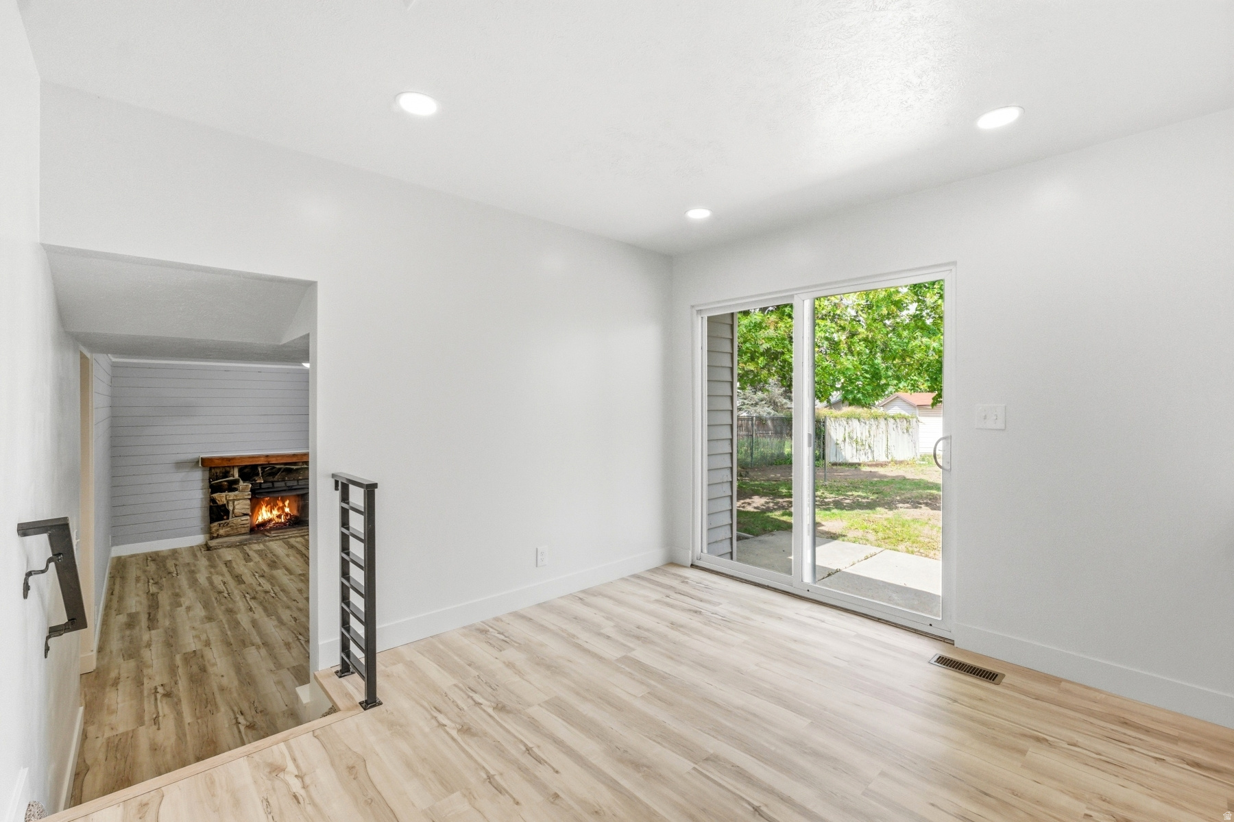 RIVER MEADOW - Residential