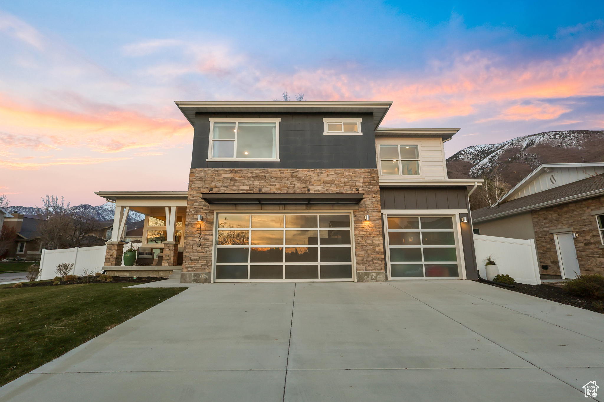 11779 S Windcroft Ct, Sandy, Utah image 2