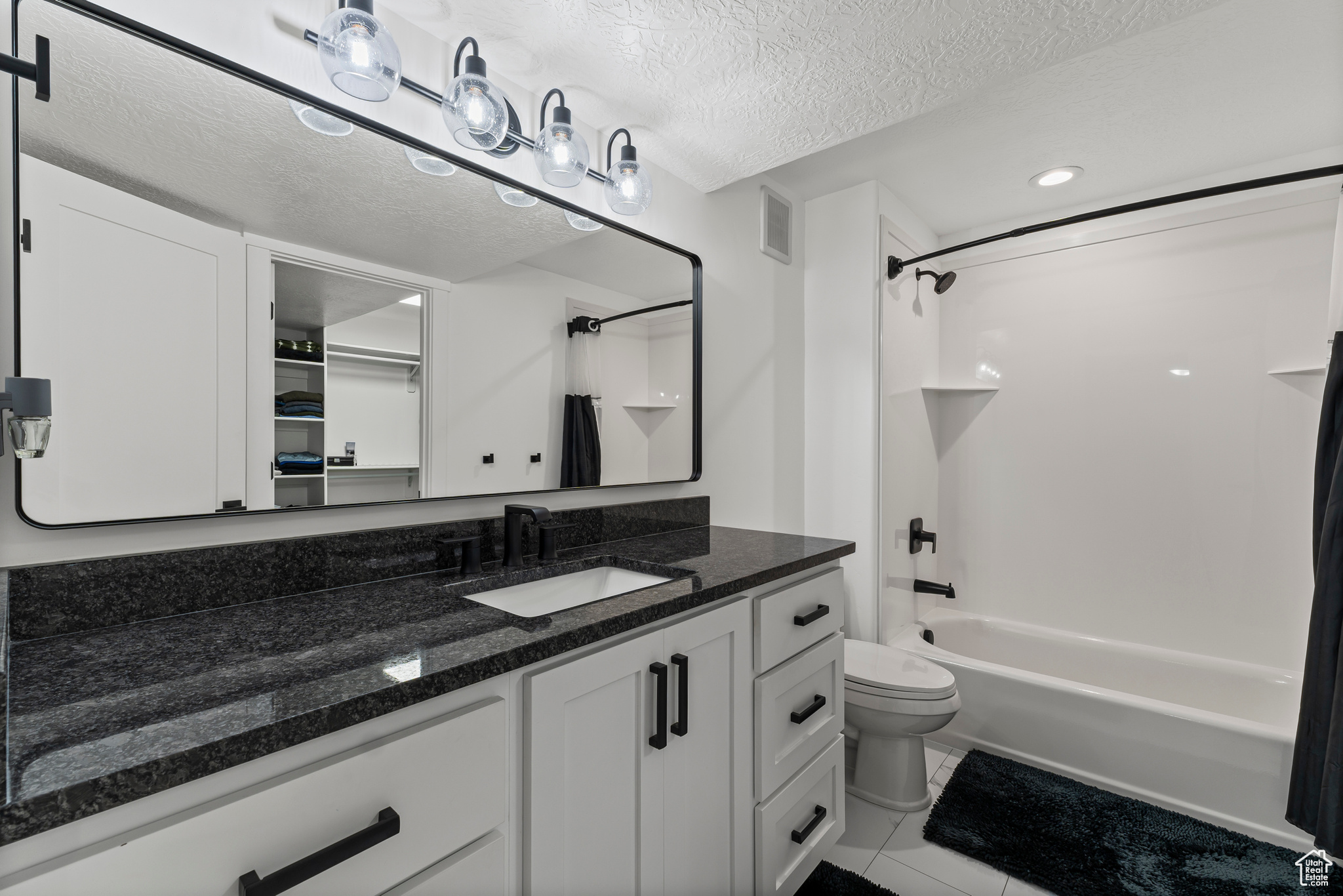 CASCADE MEADOWS - Residential