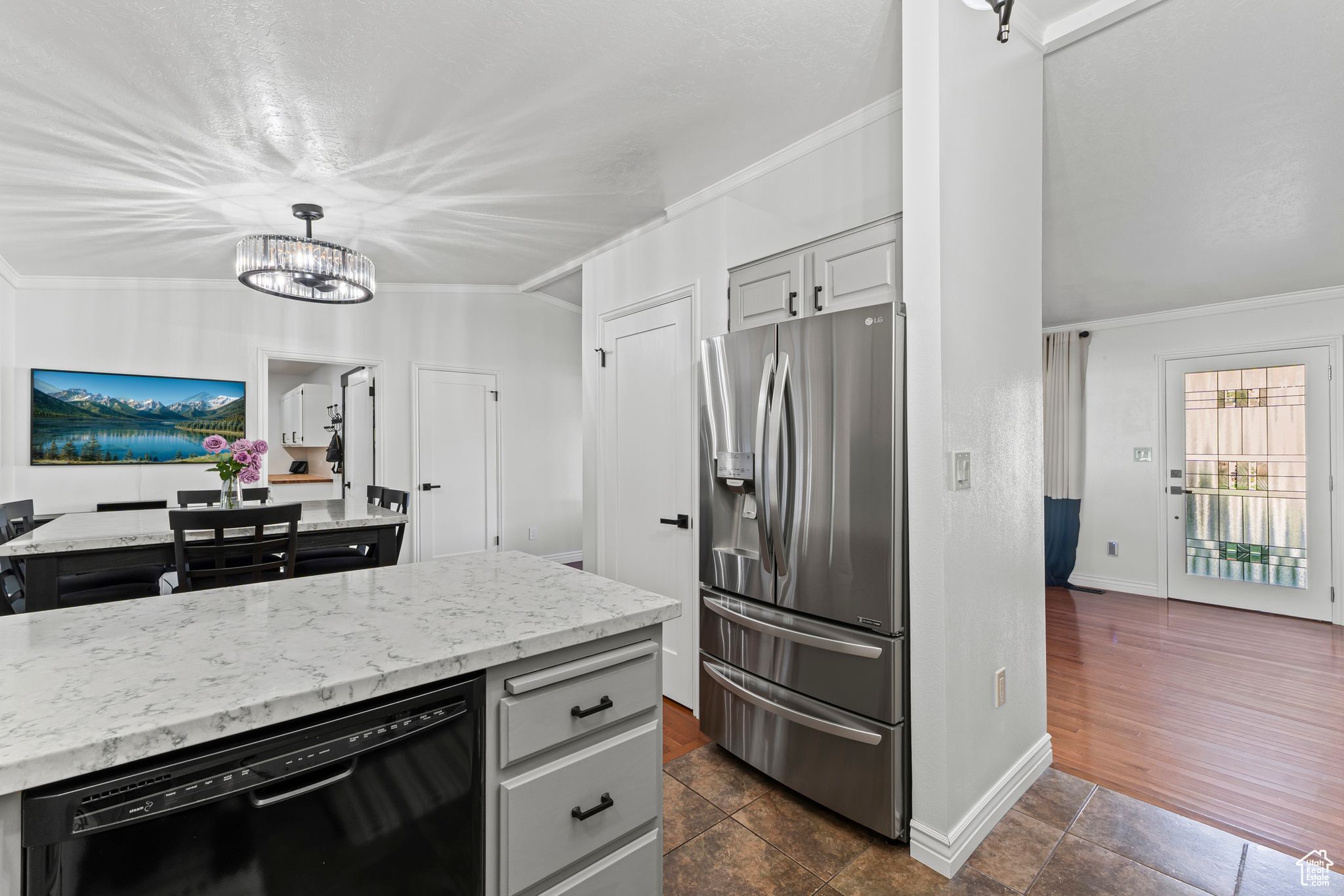 CASCADE MEADOWS - Residential