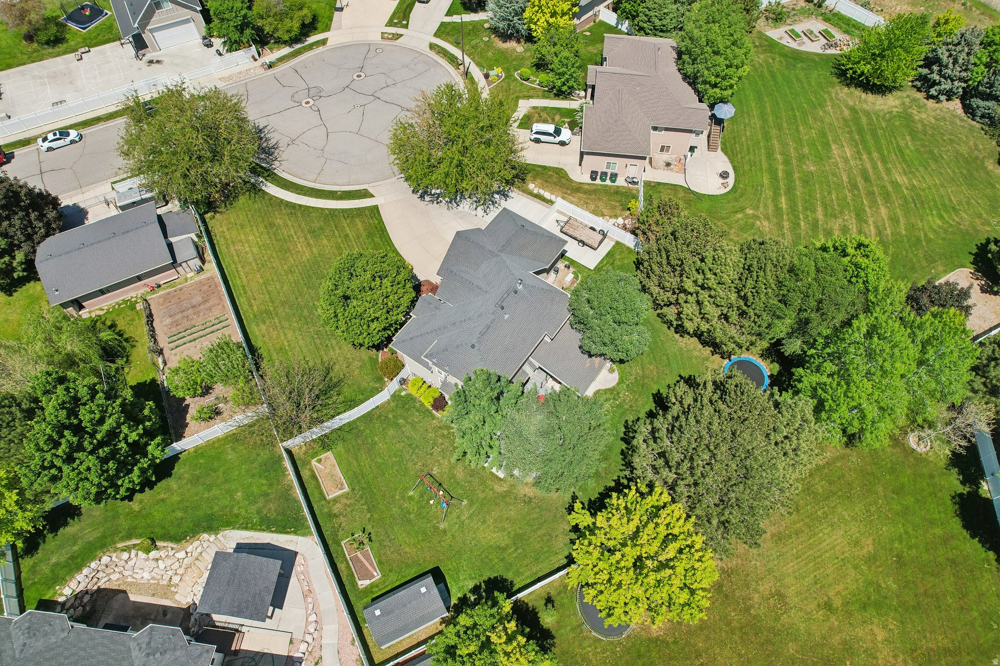 KERRYBROOK ESTATES - Residential