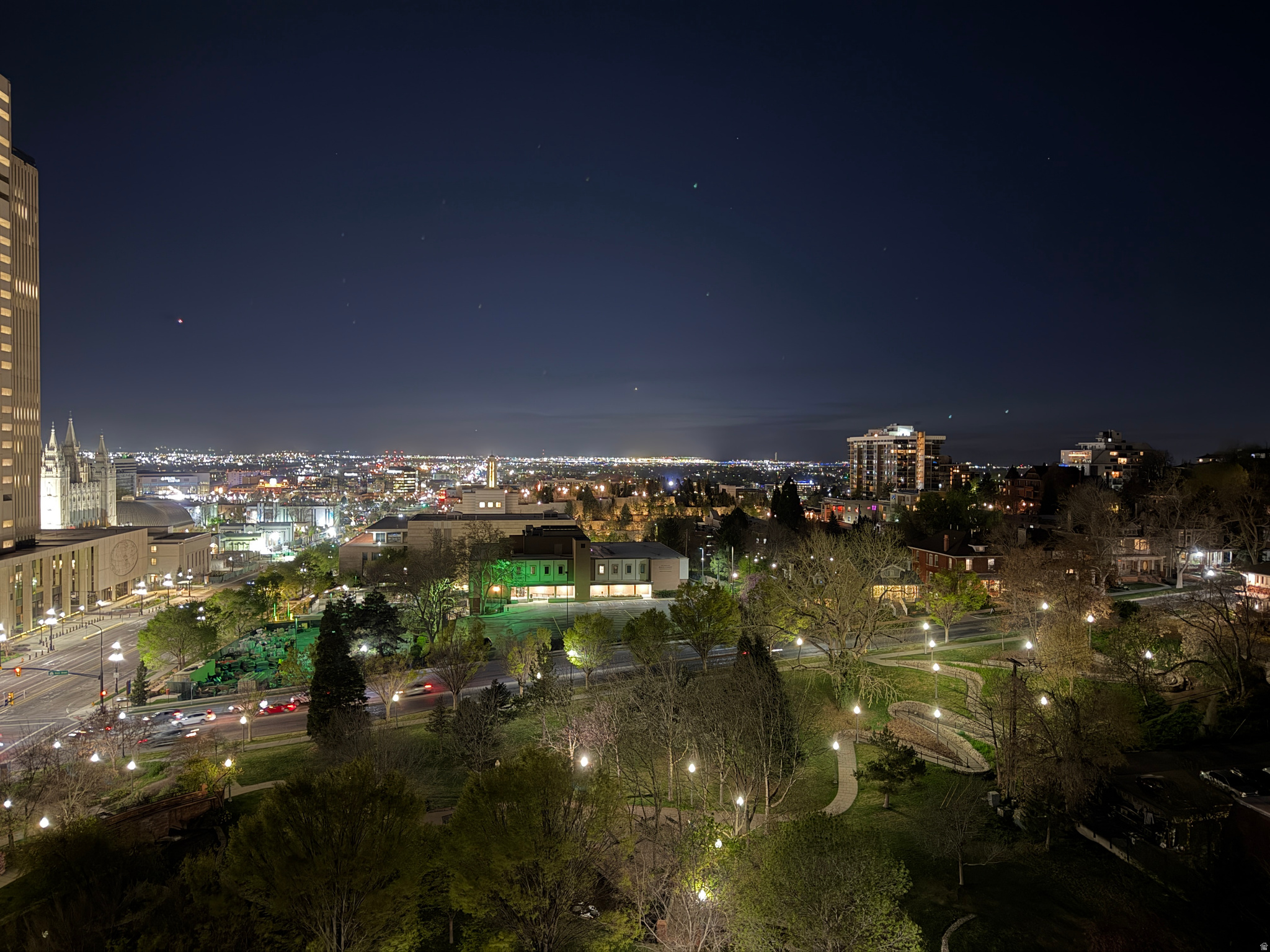 CANYON ROAD - Residential