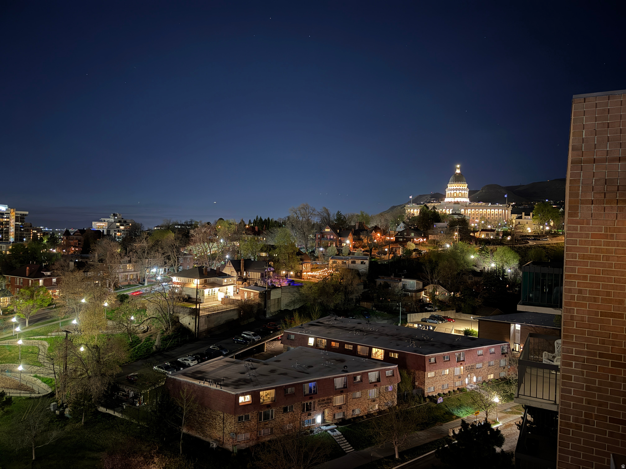 CANYON ROAD - Residential