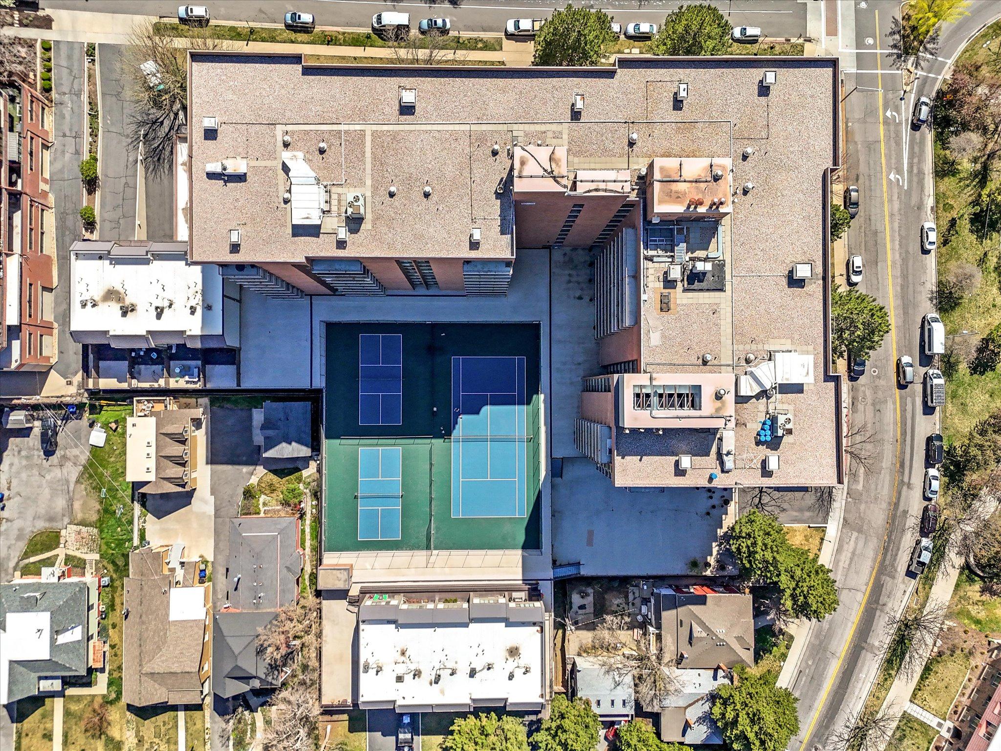 CANYON ROAD - Residential