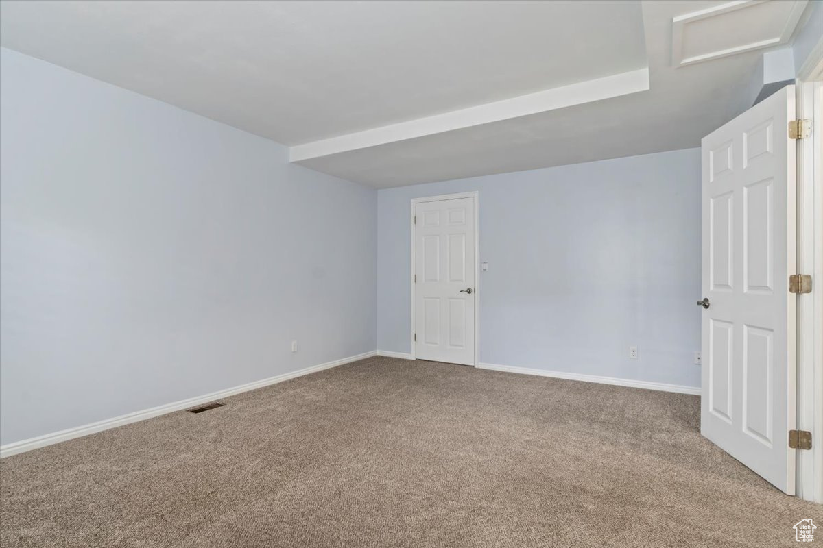 SWISS OAKS - Residential
