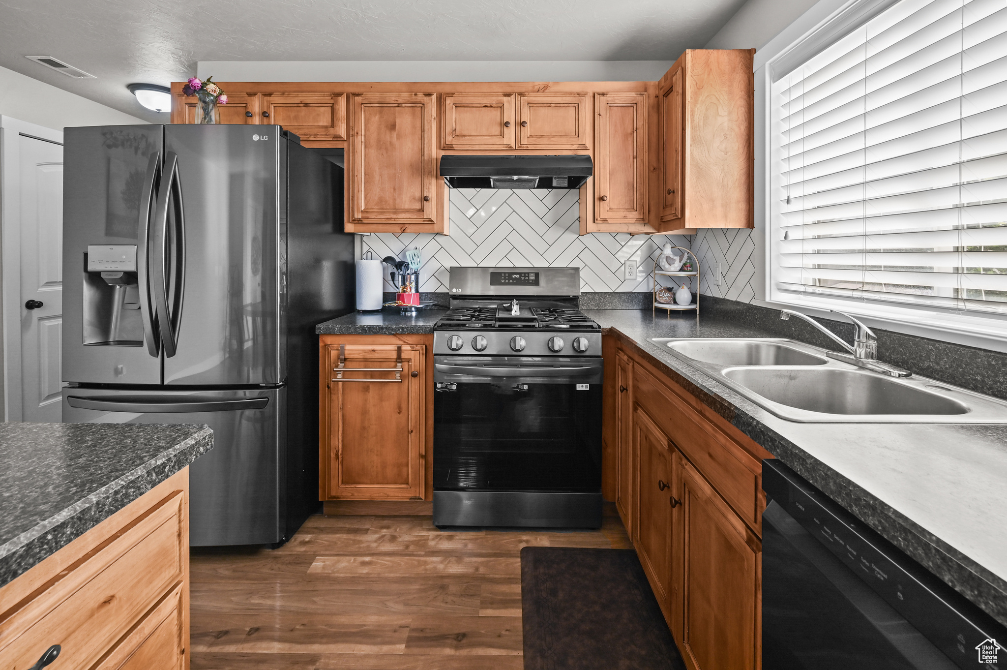 GRIFFIN LANE - Residential