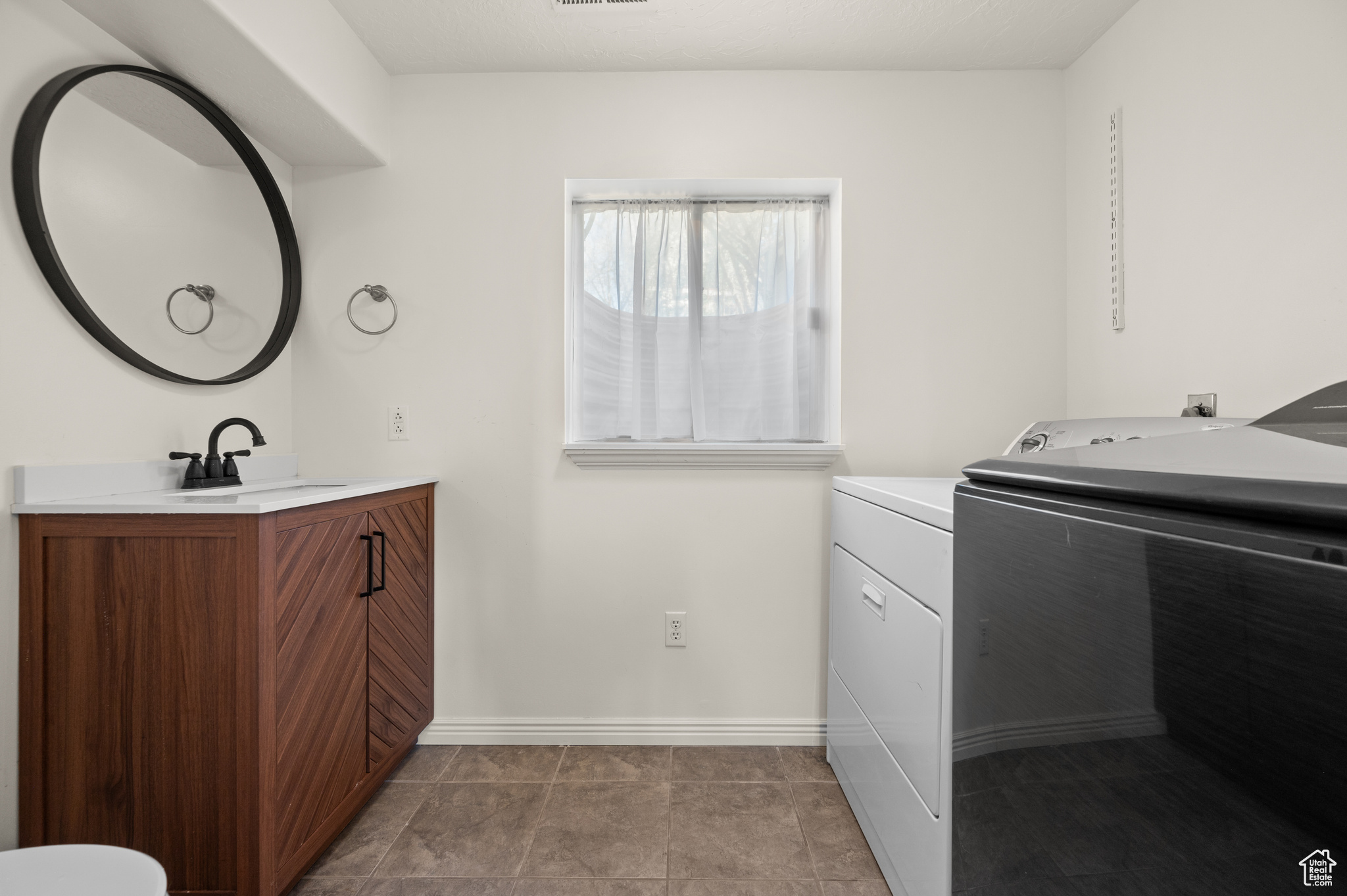 1705 E 2800, Layton, Utah image 17