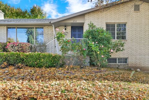 Tiny photo for 2912 N 750 E, North Ogden, UT 84414 (MLS # 2122306)