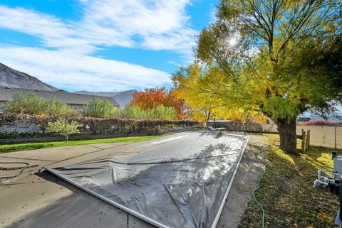 Tiny photo for 2912 N 750 E, North Ogden, UT 84414 (MLS # 2122306)