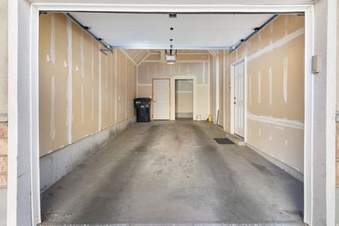 Tiny photo for 1077 S CANYON MEADOW DR #3, Provo, UT 84606 (MLS # 2141319)